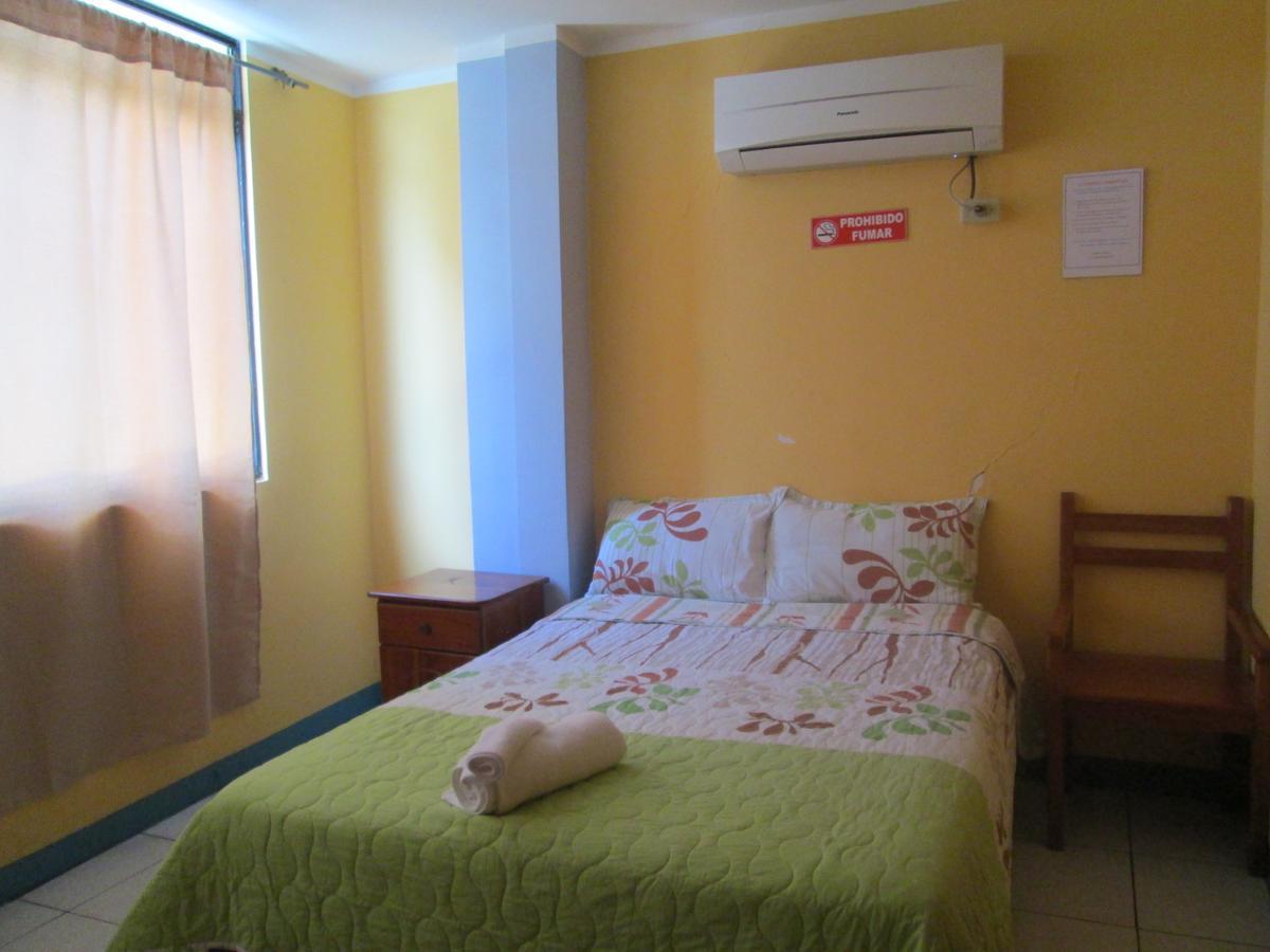 Hostal Leon Dormido Puerto Baquerizo Moreno Eksteriør billede