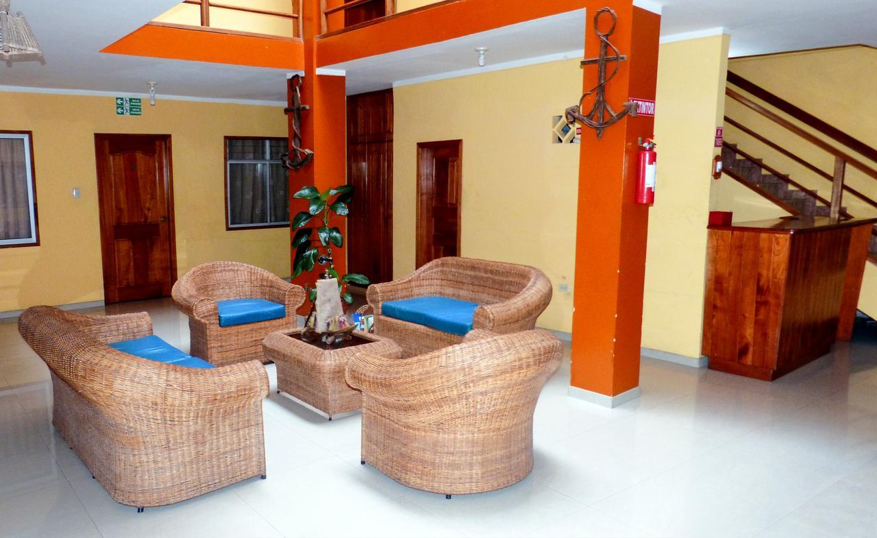 Hostal Leon Dormido Puerto Baquerizo Moreno Eksteriør billede